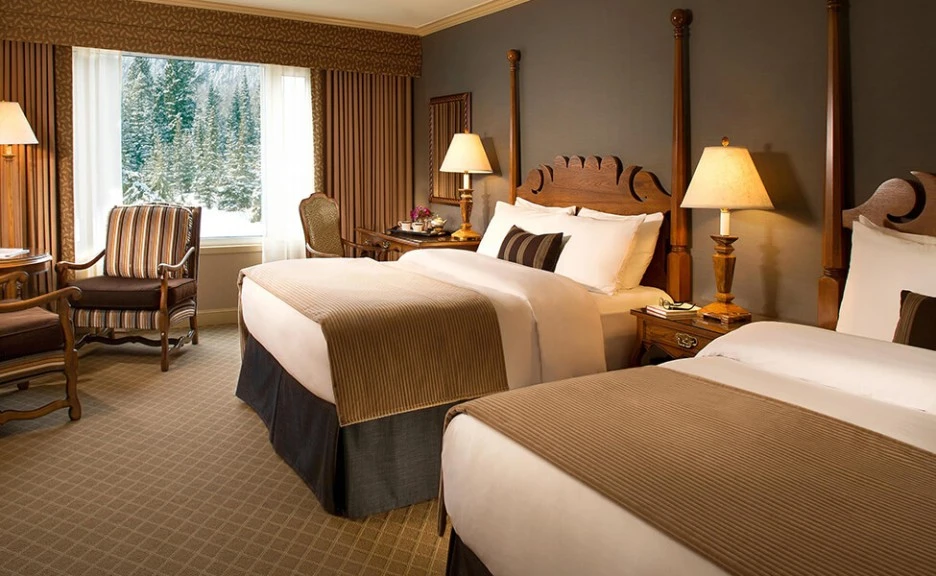 fairmont-queen-guestroom-975x600.jpg?type=w1