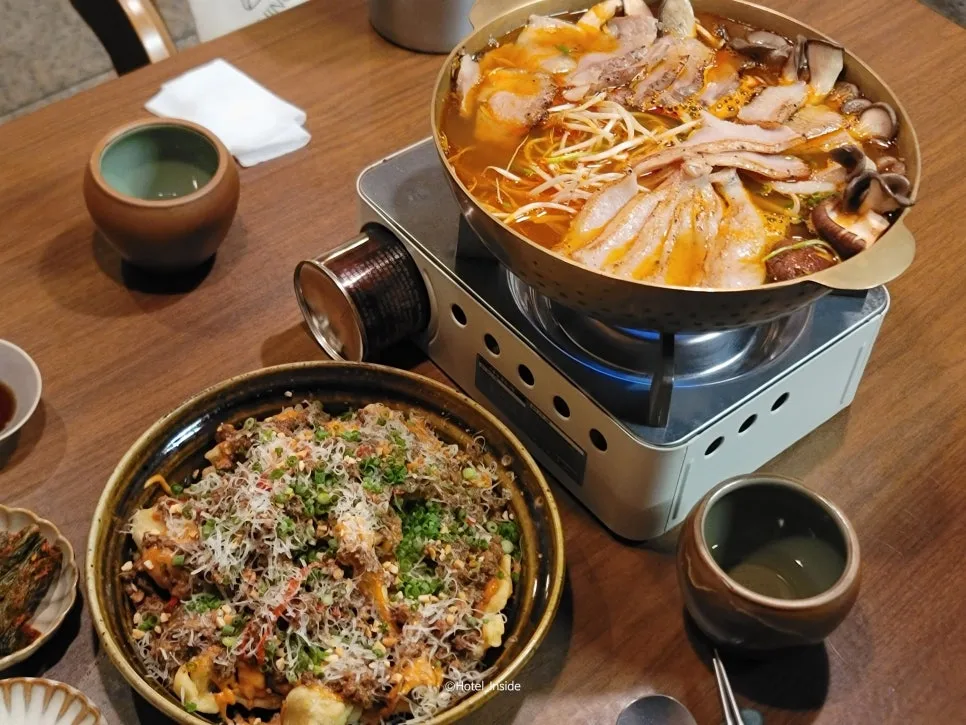 SE-acf10be6-4c53-4a66-9c63-79619ebaf319.jpg?type=w966