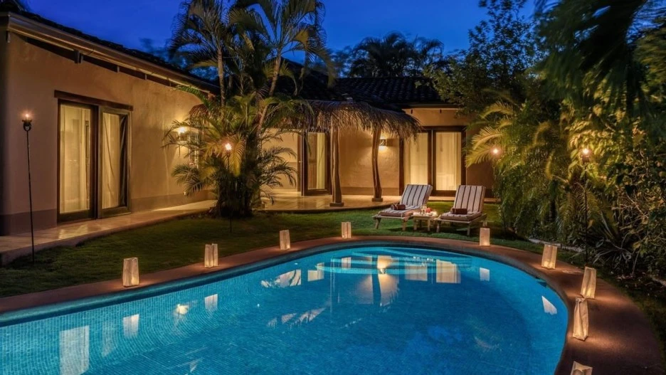 %EC%B9%BC%EB%9D%BC%EB%A3%A8%EB%82%98_%EC%88%98%EC%98%81%EC%9E%A5.jpg?type=w1