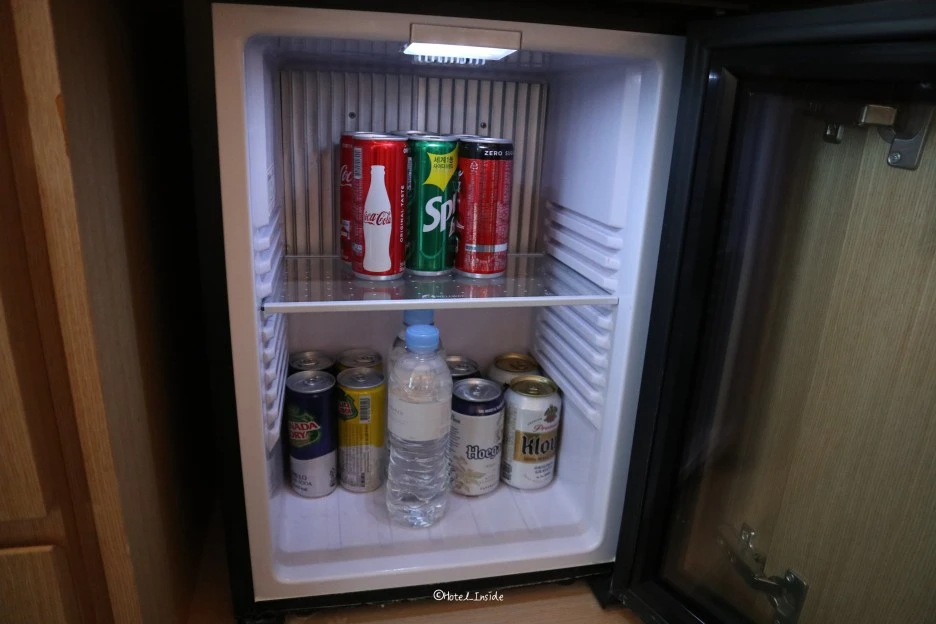 SE-dc4514f1-fab2-4530-a6b7-d3809ad9a1c9.jpg?type=w1