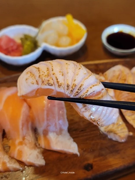 SE-483f90ab-fddc-45db-ac39-8994ab708363.jpg?type=w466