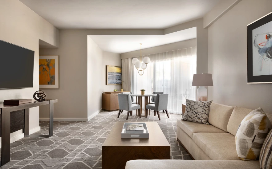 Cholla_Suite_2.png?type=w966