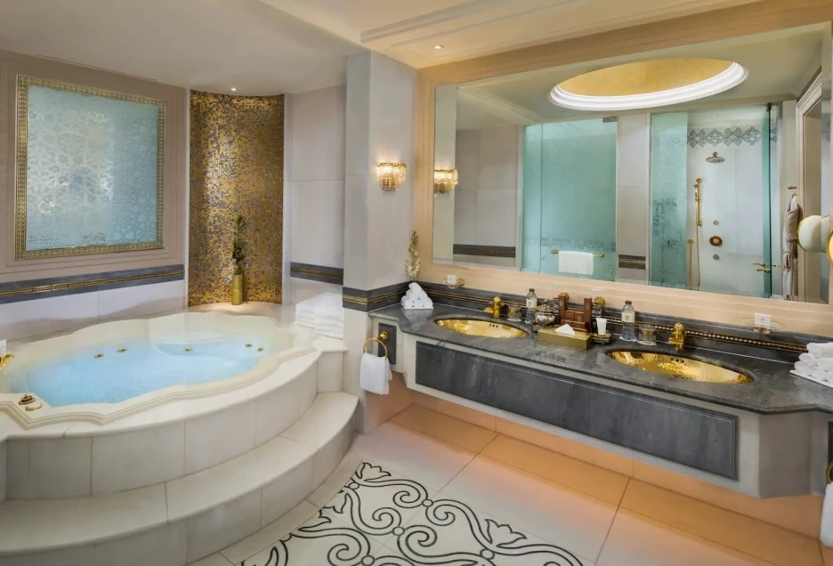 abu-dhabi-emirates-palace-royal-khaleej-suite-bathroom.jpg?type=w1