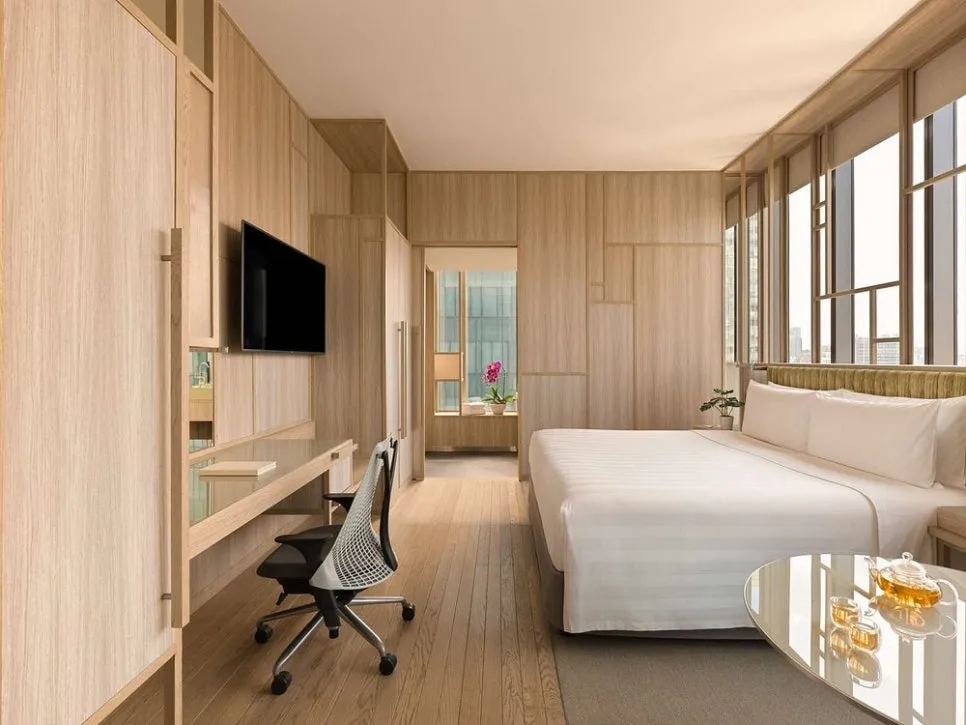 Signature_Executive_Room_1.jpg?type=w966