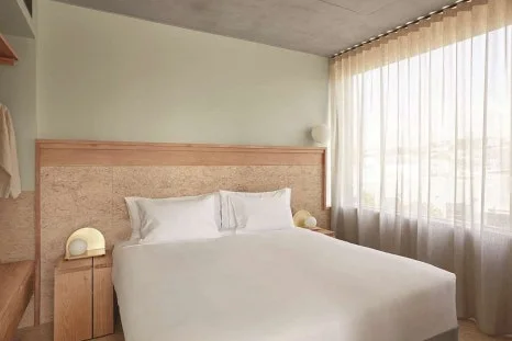 junior-room-image-3.jpg?type=w466