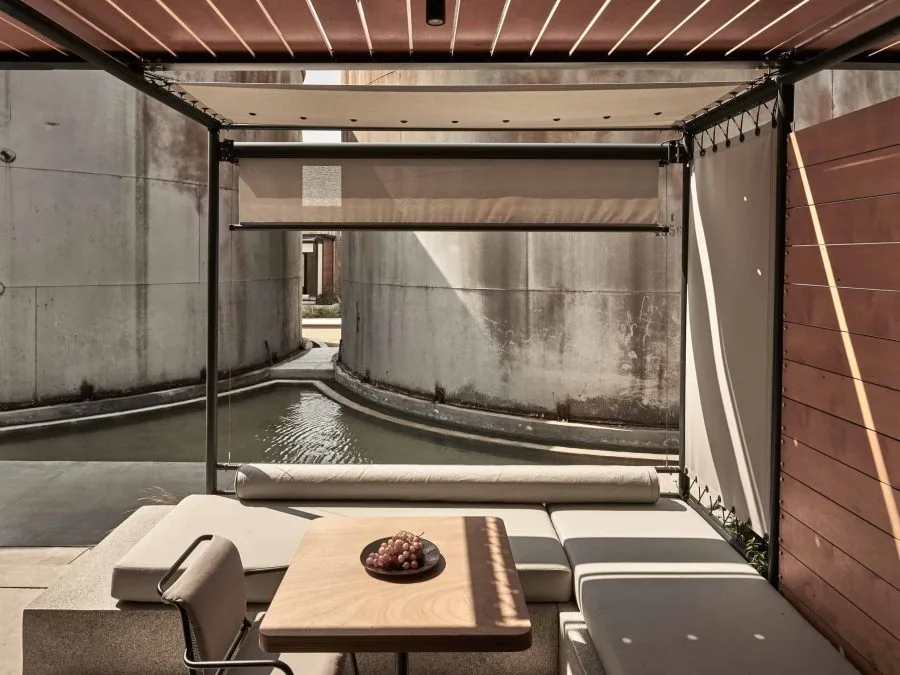 Courtyard_WineTank_Suites.jpeg?type=w966