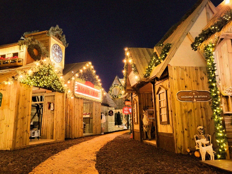 %ED%81%AC%EB%A6%AC%EC%8A%A4%EB%A7%88%EC%8A%A4_%EC%97%AC%EC%88%98_%EB%9D%BC%ED%85%8C%EB%9D%BC%EC%8A%A4_%EB%A6%AC%EC%A1%B0%ED%8A%B8_%EC%9C%88%ED%84%B0_%EB%B9%8C%EB%A6%AC%EC%A7%80.jpg?type=w966