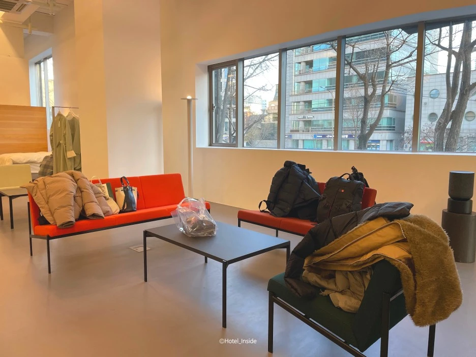 SE-de409e55-0a6b-48e6-ae1b-54bf41e5757b.jpg?type=w1