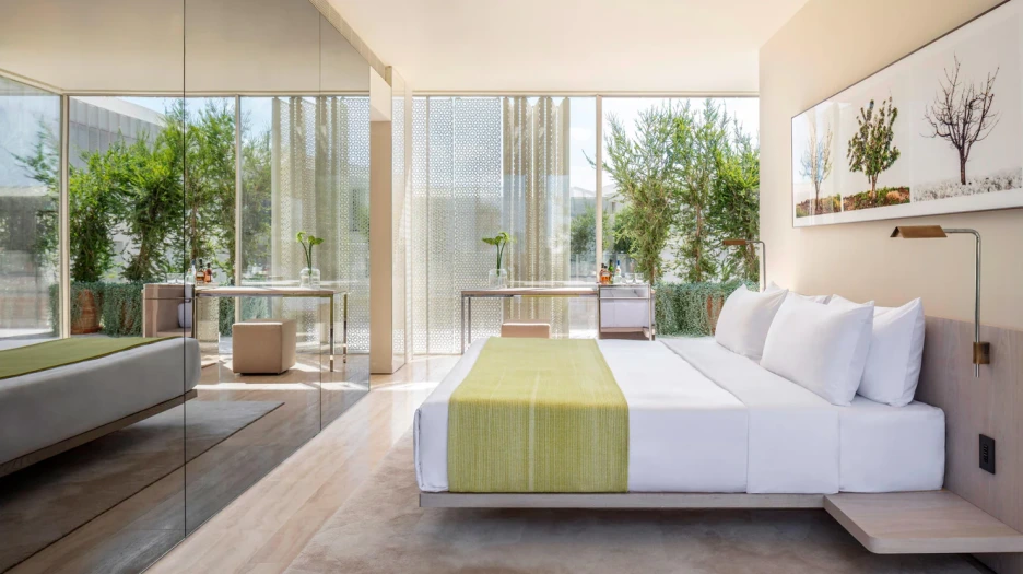 %EB%A1%9C%EC%96%84%EB%A3%B8.png?type=w1