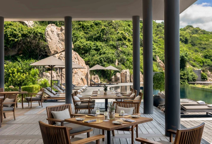 Amanoi_Resort_3.jpg?type=w966