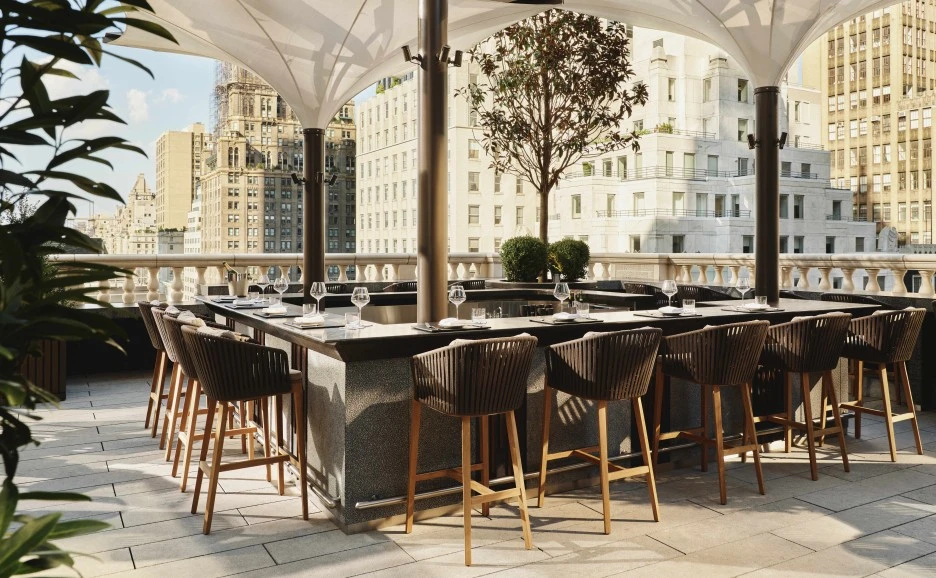 Aman_New_York_Terrace_DininG_Landscape.jpg?type=w1