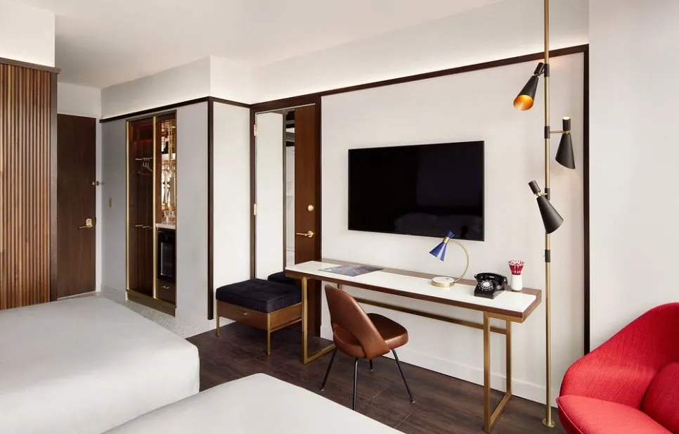 standard-double-queen.jpg?type=w966