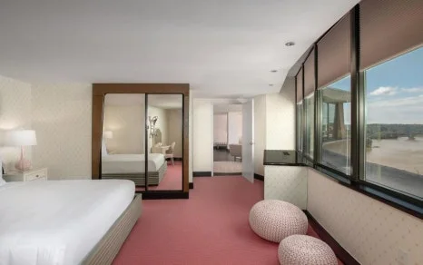 Rose_Suite_2.jpg?type=w466