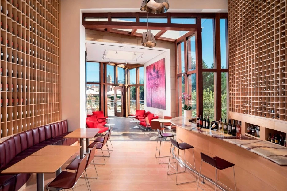 biolc-wine-bar-2502-hor-clsc.jpeg?type=w1