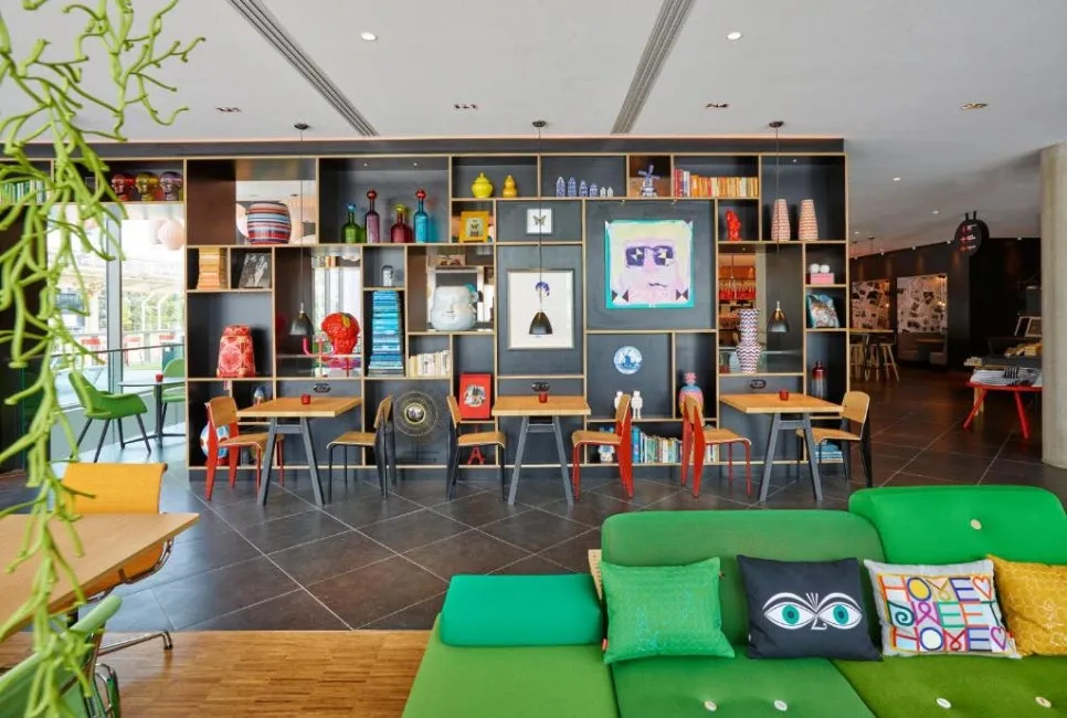 CitizenM_Paris_La_D%C3%A9fense_2.jpg?type=w966