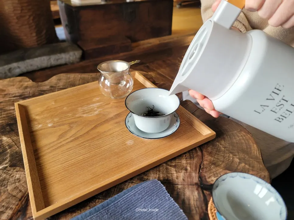 SE-f50a272c-231b-4f91-9bd9-2faf288abbb5.jpg?type=w966