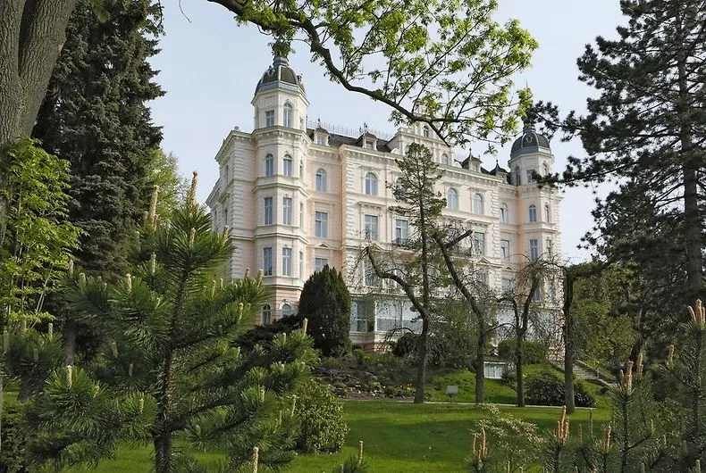 %EB%B8%8C%EB%A6%AC%EC%8A%A4%ED%86%A8_%ED%8C%B0%EB%A6%AC%EC%8A%A4_%ED%98%B8%ED%85%94_1.jpg?type=w1