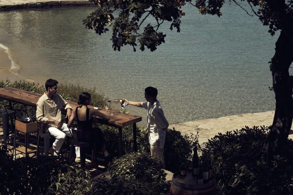 LaCave_WineTasting-scaled.jpg?type=w966