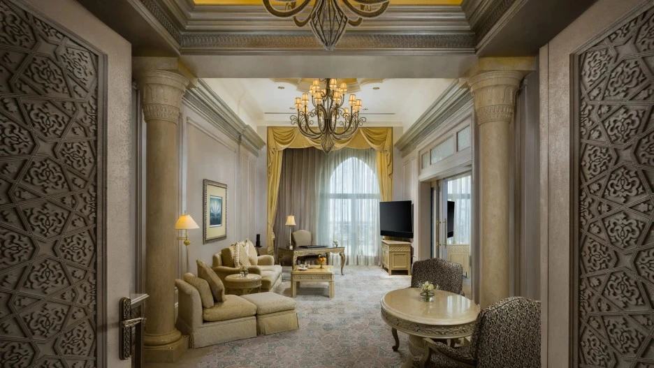 abu-dhabi-emirates-palace-palace-suite-pearl-lounge-1.jpg?type=w1