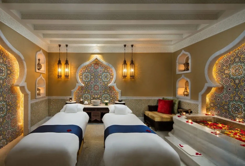 abu-dhabi-emirates-palace-spa-treatment-room-03.jpg?type=w1