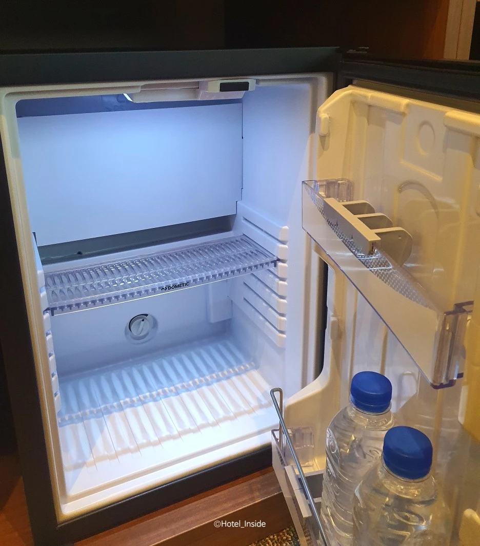 SE-6928f10f-74f4-4ce1-bdec-ce7da091697c.jpg?type=w1