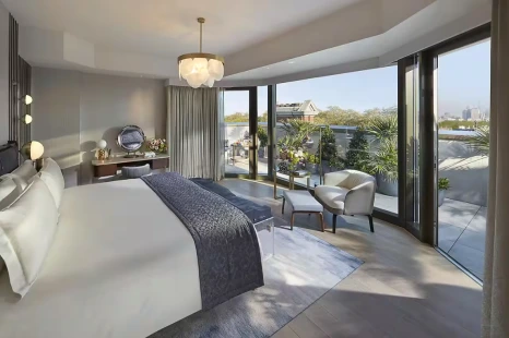 Two_Bedroom_Mandarin_Penthouse_1.png?type=w466