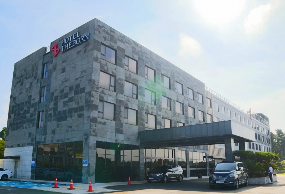 IMG_1362.jpg?type=w1