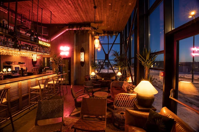 Colonial_specials_at_The_Greenhouse_Colonial_bar.jpg?type=w966