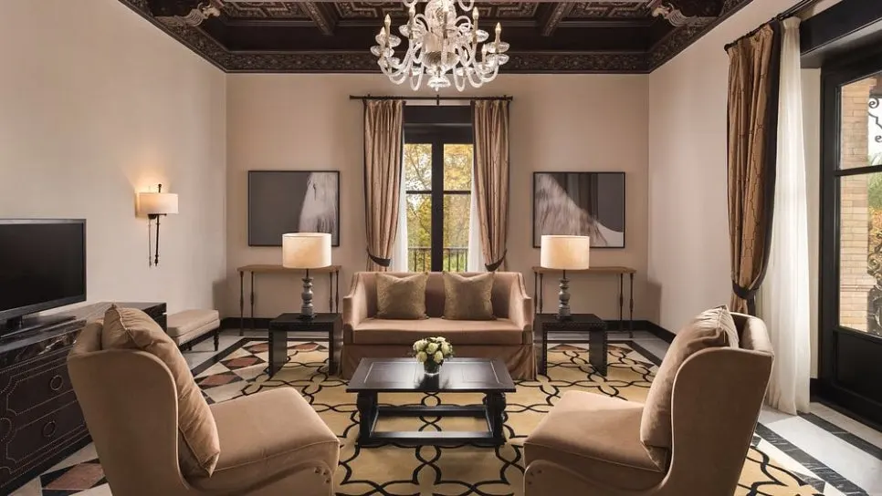 %ED%98%B8%ED%85%94_%EC%95%8C%ED%8F%B0%EC%86%8C_XIII_%EC%84%B8%EB%B9%84%EC%95%BC(Hotel_Alfonso_XIII_Seville)_2.jpg?type=w966