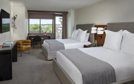 Deluxe_with_Balcony.jpg?type=w466