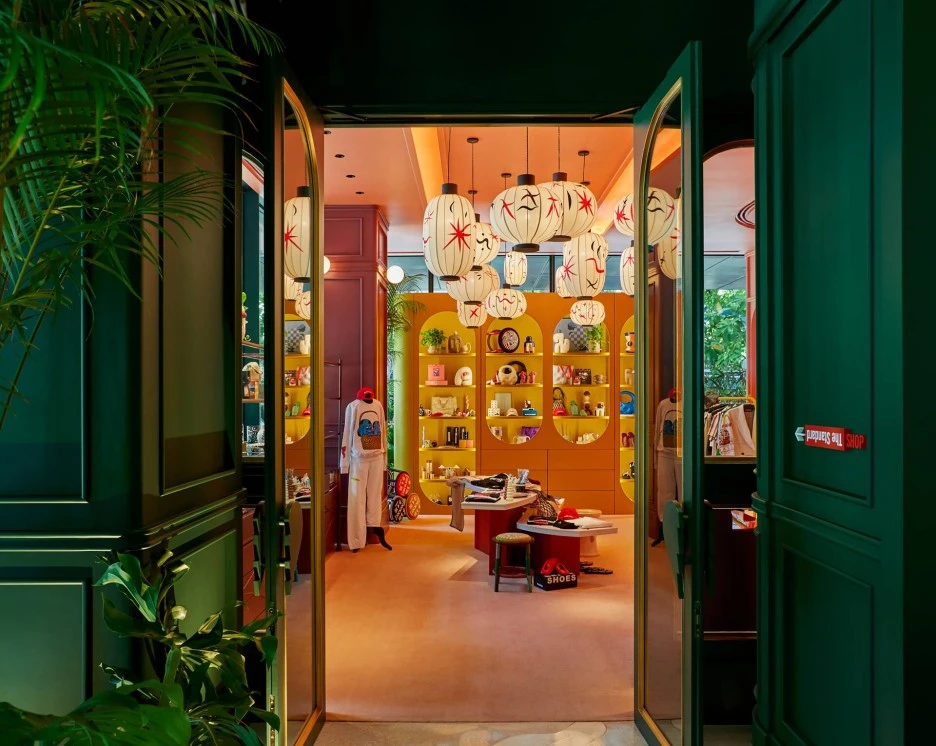 the-standard-bangkok-mahanakhon-the-shop_1.jpg?type=w1