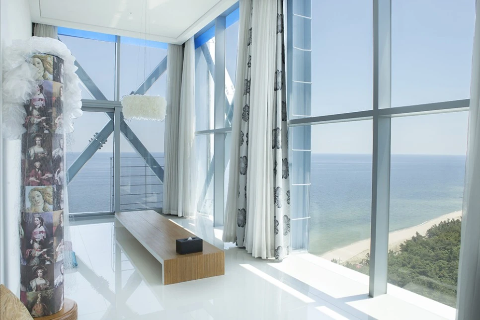 %ED%95%98%EC%8A%AC%EB%9D%BC%EC%95%84%ED%8A%B8%EC%9B%94%EB%93%9C%ED%98%B8%ED%85%94.jpg?type=w966