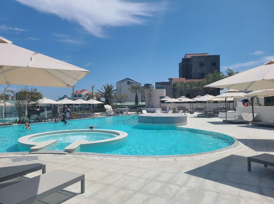 %ED%98%B8%ED%85%94%EB%89%B4%EC%8A%A4_%EC%8B%A0%EB%9D%BC%EC%8A%A4%ED%85%8C%EC%9D%B4_%ED%94%8C%EB%9F%AC%EC%8A%A4_%EC%9D%B4%ED%98%B8%ED%85%8C%EC%9A%B0.png?type=w966