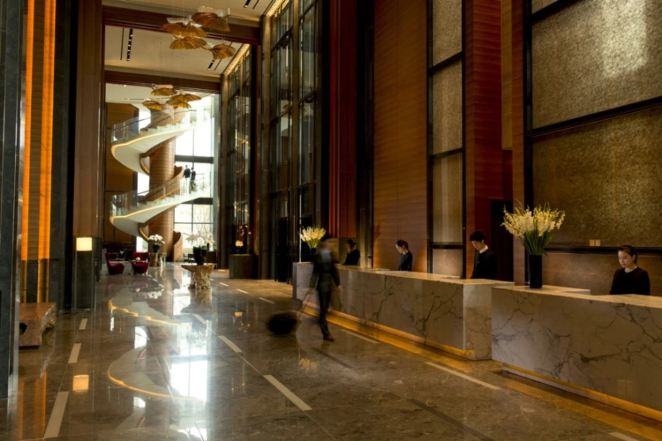 %EC%BD%98%EB%9E%98%EB%93%9C_%EC%84%9C%EC%9A%B8_%EB%A1%9C%EB%B9%84_%EC%82%AC%EC%A7%84.jpg?type=w1