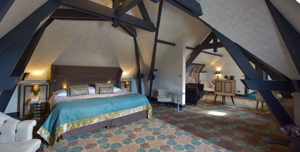 %ED%98%B8%ED%85%94_%EA%B3%A8%ED%94%84_%EC%83%A4%ED%86%A0_%EB%93%9C_%EC%83%A4%EC%9D%B4(H%C3%B4tel_Golf_Ch%C3%A2teau_de_Chailly)_2.jpg?type=w966