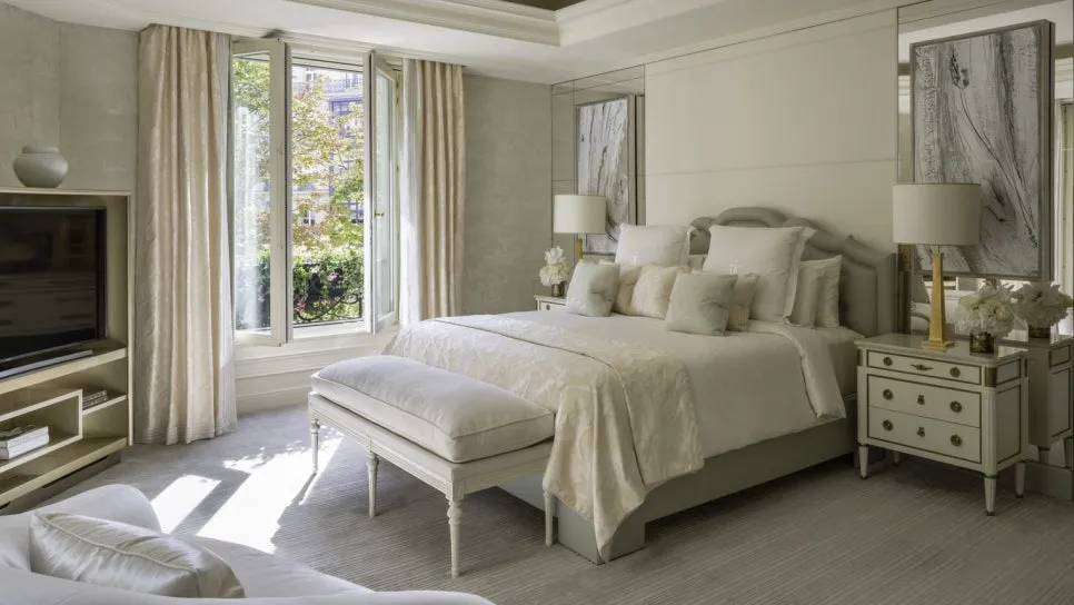 Royal_Suite_2.jpg?type=w966