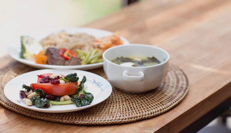 slide0101.jpeg?type=w1