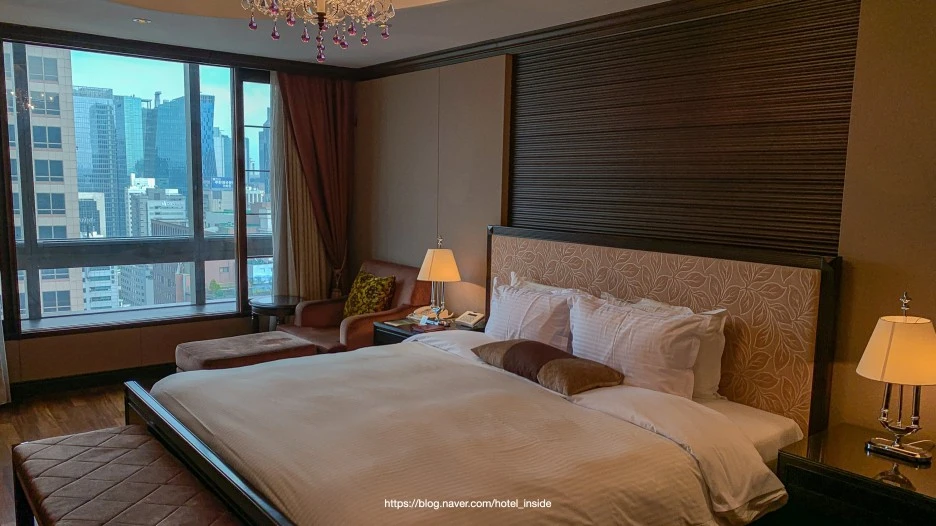 SE-9e893f12-fdc0-4011-8dca-cf5167a271a2.jpg?type=w1