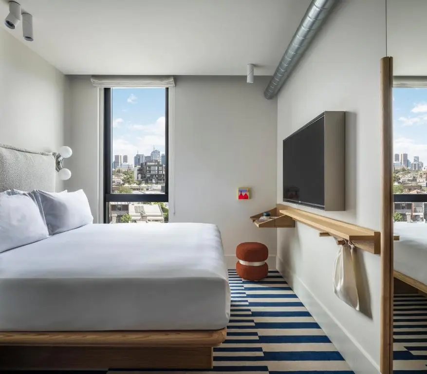 %EB%8D%94_%EC%8A%A4%ED%83%A0%EB%8B%A4%EB%93%9C_X,_%EB%A9%9C%EB%B2%84%EB%A5%B8(The_StandardX,_Melbourne)_2.jpg?type=w966