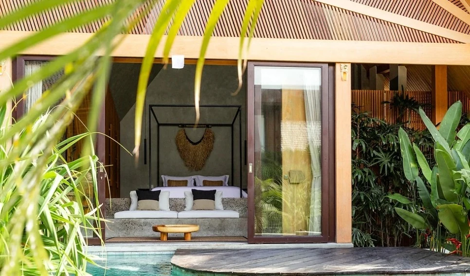 Beyond_Bayou_2.jpg?type=w966