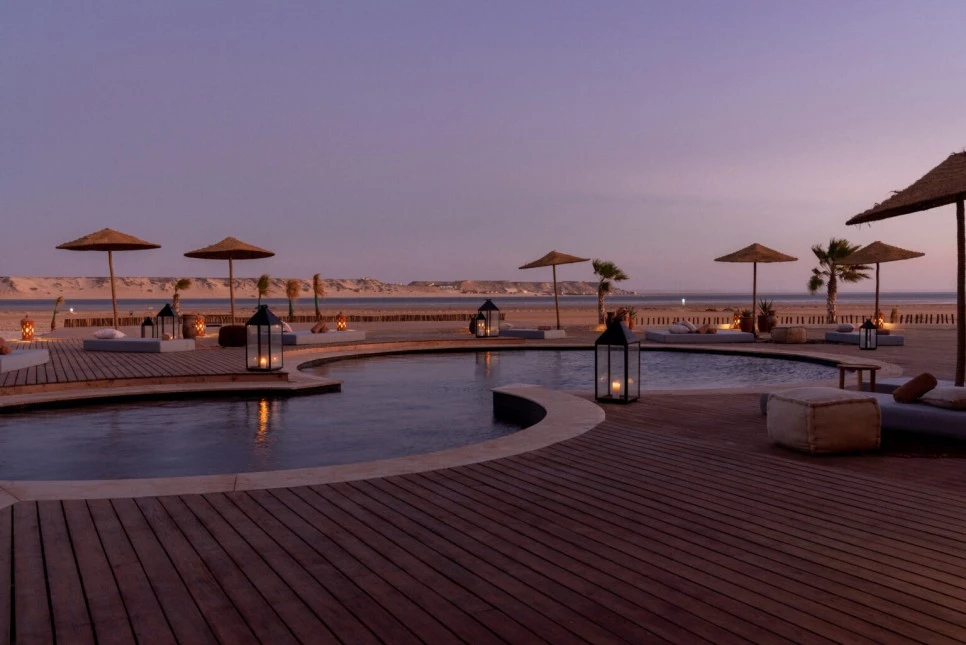 %EC%B9%B4%EB%9D%BC%EB%B0%98_%EB%8B%A4%ED%81%B4%EB%9D%BC.jpg?type=w966