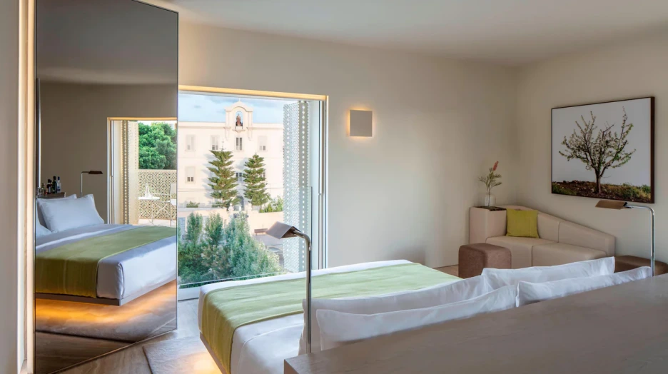 %EC%A3%BC%EB%8B%88%EC%96%B4_%EC%BD%94%EB%84%88%EB%A3%B8.png?type=w1