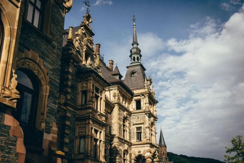 %EC%8A%90%EB%A1%9C%EC%8A%A4_%EB%A6%AC%EC%A0%80_%ED%98%B8%ED%85%94(Schloss_Lieser,_Autograph_Collection).jpg?type=w966