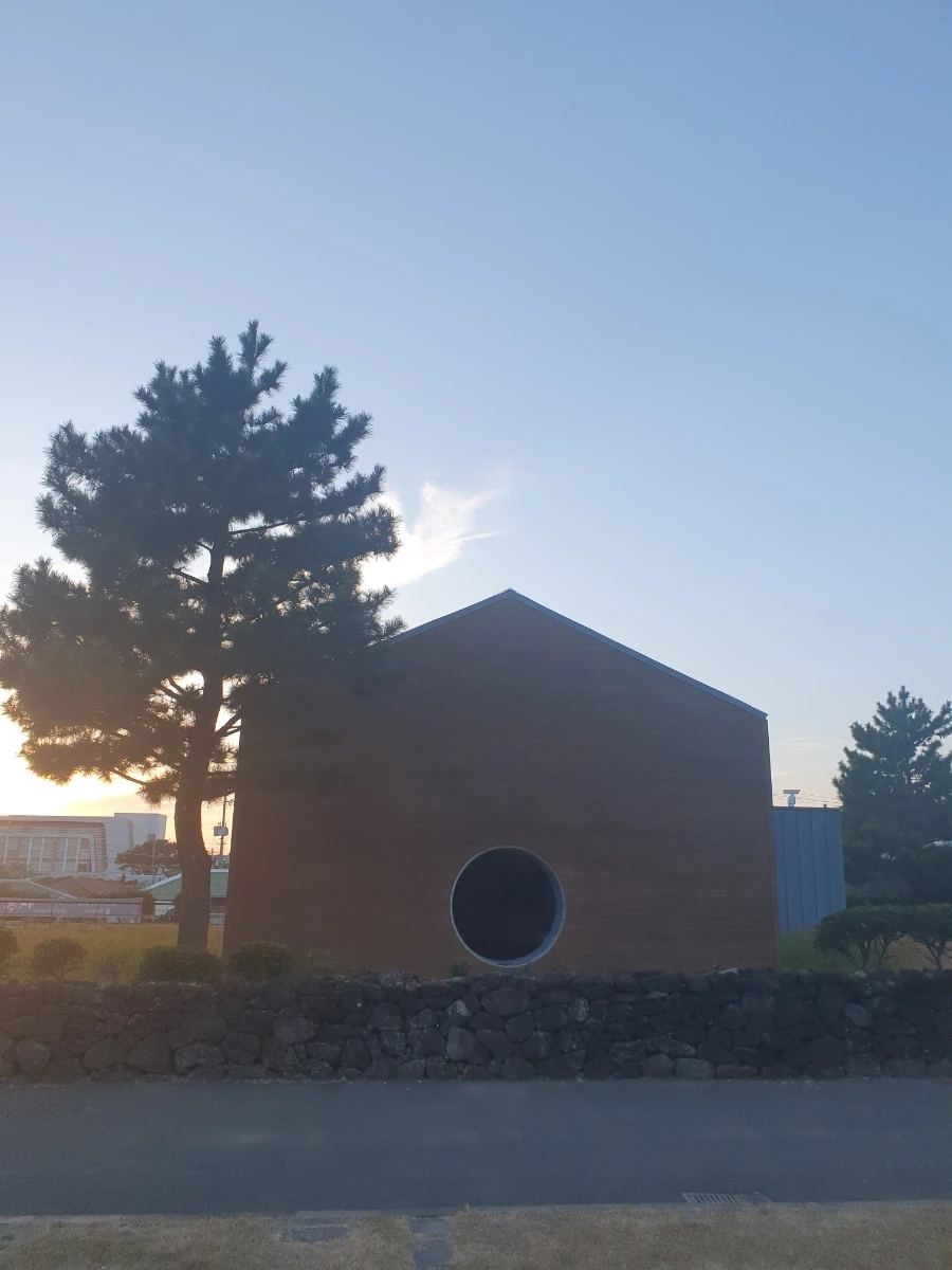 1700112960722.jpg?type=w1