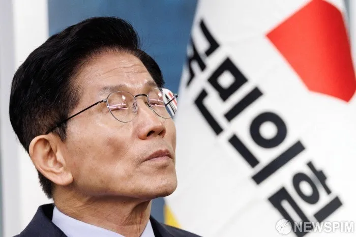 다운로드 (1).jfif