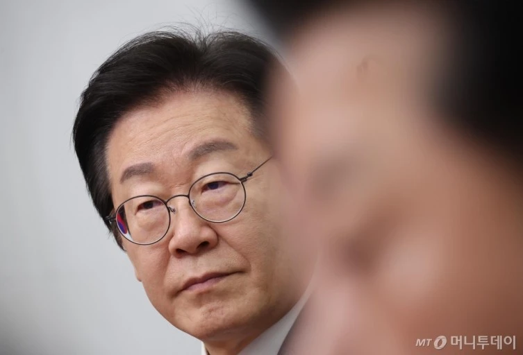 ?src=http%3A%2F%2Fimgnews.naver.net%2Fimage%2F008%2F2025%2F01%2F31%2F0005147109_001_20250131120417216.jpg&type=sc960_832