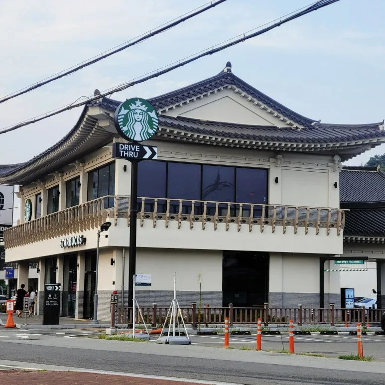 SE-4ab8f2a2-d2d7-4074-bb58-e5b73bbe46fb.jpg?type=w773