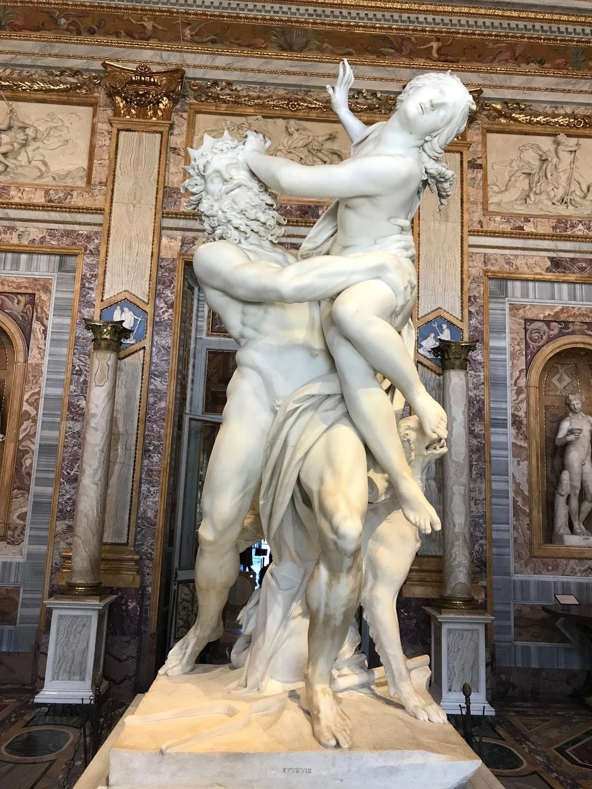 납치당하는 페르세포네.jpeg