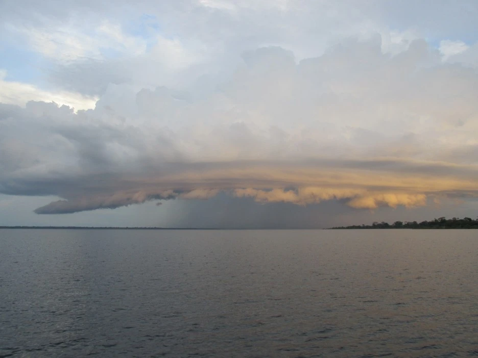 Rio_solim%C3%B5es_e_sua_imensid%C3%A3o.jpg?type=w1