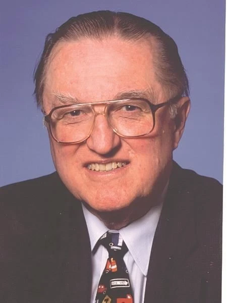 ?src=http%3A%2F%2Fblogfiles.naver.net%2FMjAxODA2MDRfMjQ2%2FMDAxNTI4MTA4NjAyNjU4.N88CHTJjDfFw_PcerWasGk792JxzKOmG60P9QtBBZrIg.Td3z3t4LRH_FbV_jLQOy-77ngtp1VBmKkL4Yd4J9oeUg.JPEG.regionalsociology%2Fanthony-downs-51781dd5-fc39-41db-8827-b903ebb620c-resize-750.jpg&type=sc960_832